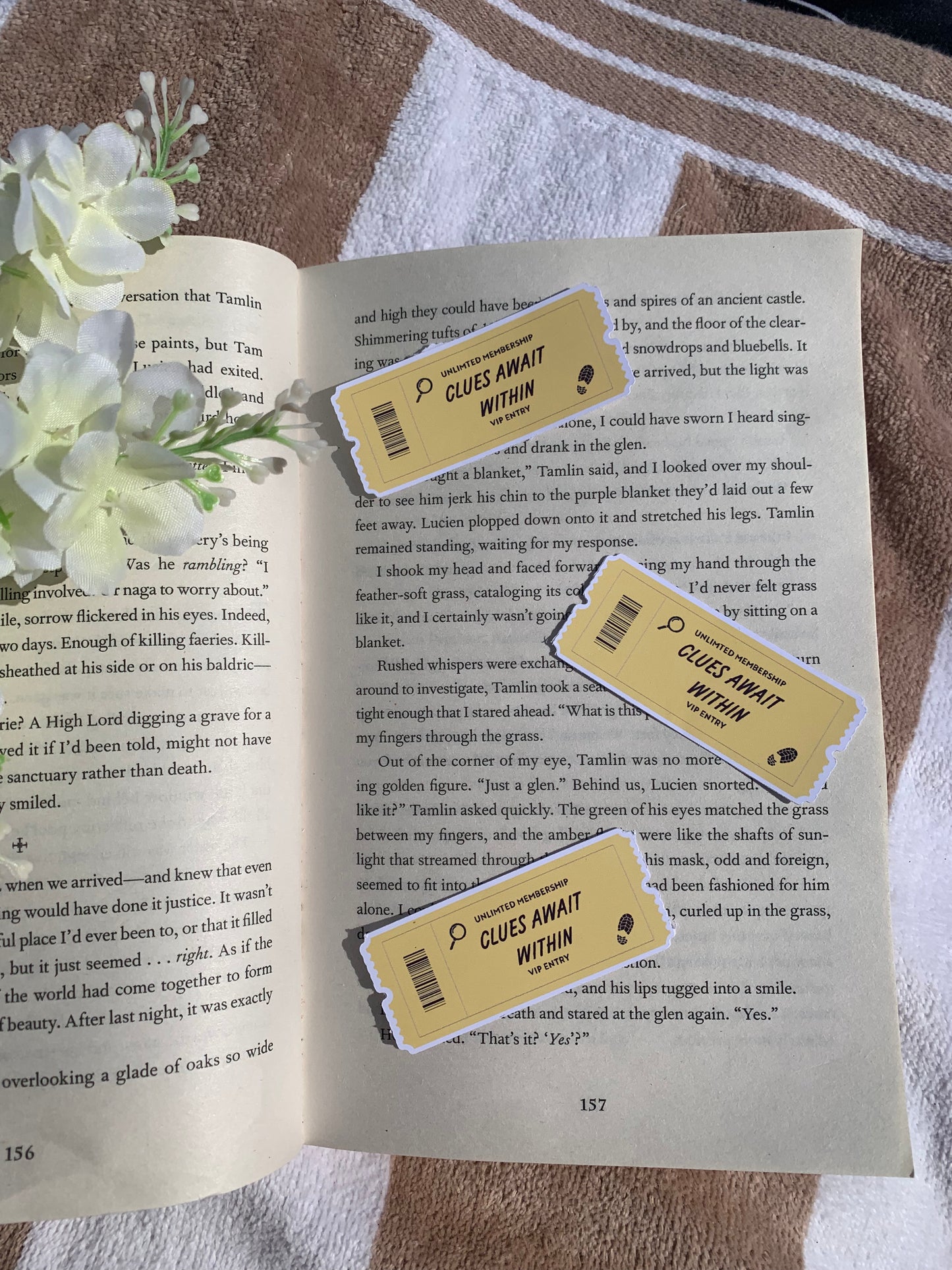 Clues Mystery Sticker